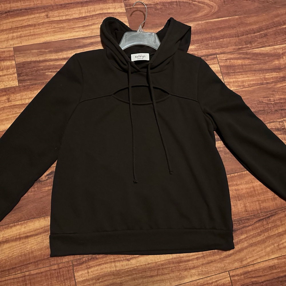 Kaileigh Classic Black Hoodie size Medium